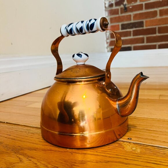 Vintage Copper Teapot w Delft Blue & White Handle & Knob - Picture 15 of 15